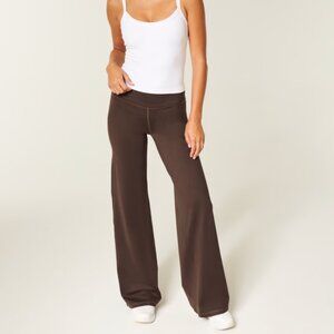 NWT Hollister Gilly Hicks  - Brown Active Recharge Wide-Leg Pants